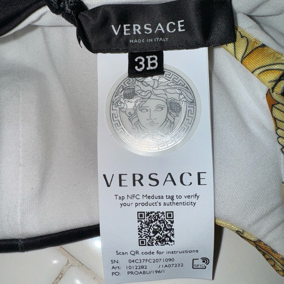 Versace Barocco Swim Top 3B (US 36 B) NWT - Picture 4 of 12